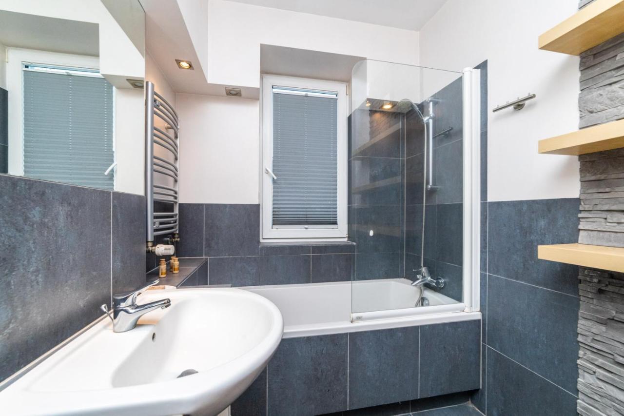 Grey By Oneapartments กดัญสก์ ภายนอก รูปภาพ
